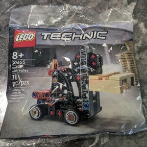 LEGO Technic Forklift with Pallet Building Set